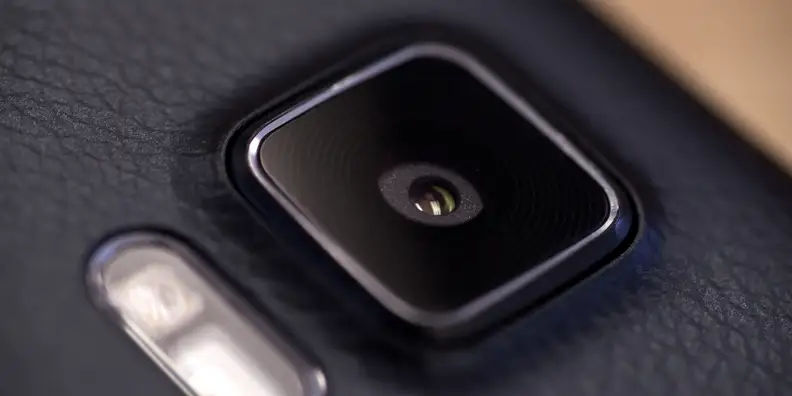 A photograph of the Samsung Galaxy Note 4's camera.