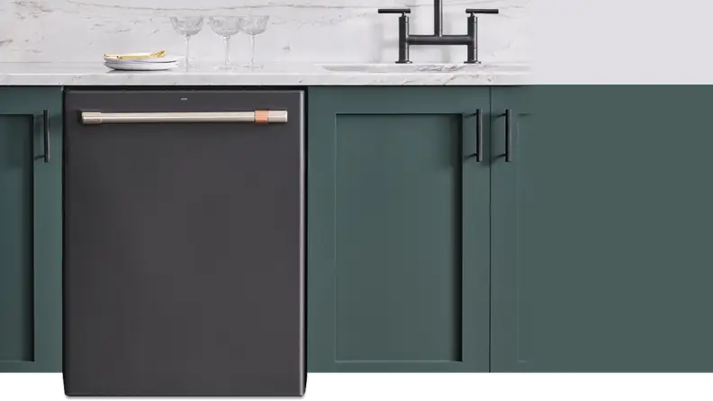 A kitchen with mixed metals