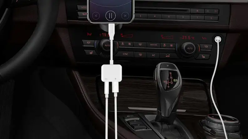 The iNassen Lightning Audio Headphone Adapter +Charger to 3.5mm for Apple iPhone
