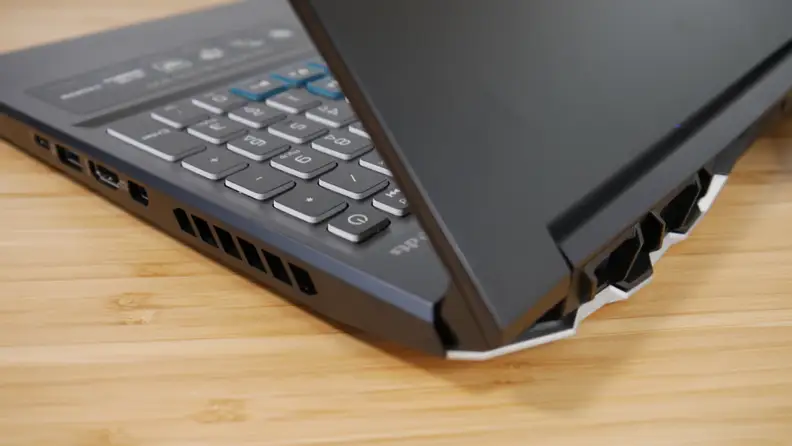 Acer Predator Helios 300