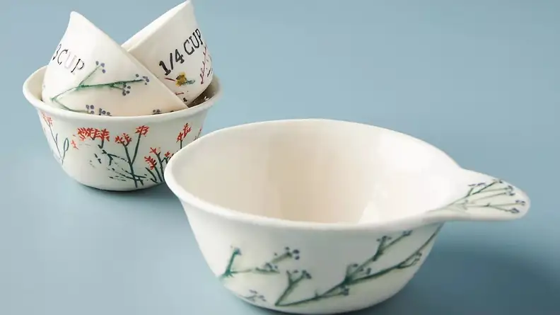 These measuring cups are too cute to leave in the cupboard.