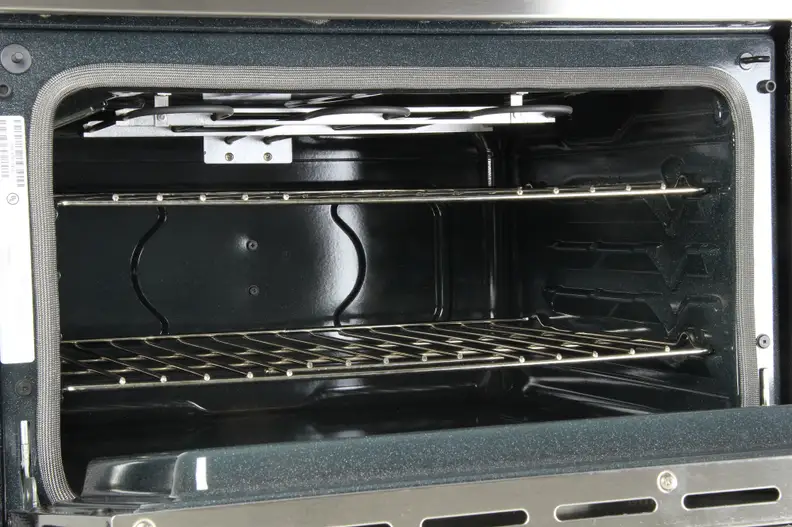 lower oven cavity
