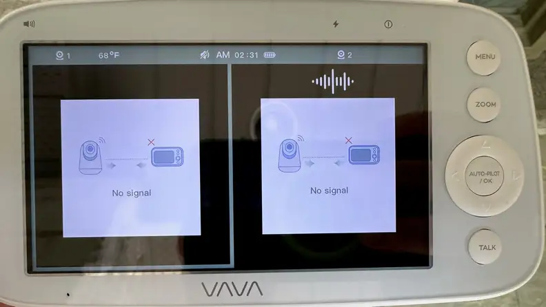 The Vava monitor screen displaying missing signal issues.