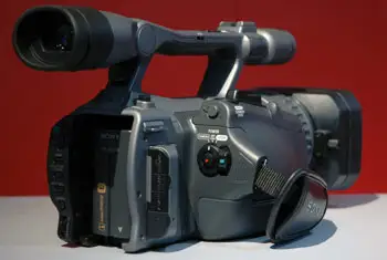 Sony HDR-FX7 First Impressions Camcorder Review - Reviewed
