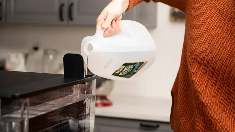 By injecting steam, this oven can adjust the relative humidity level to achieve better results.