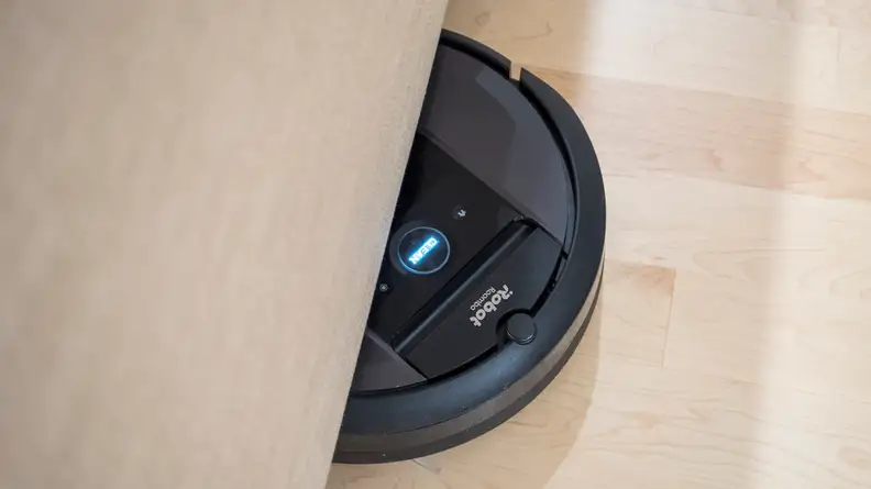 After its initial scanning run, every inch of the floor should get cleaned.