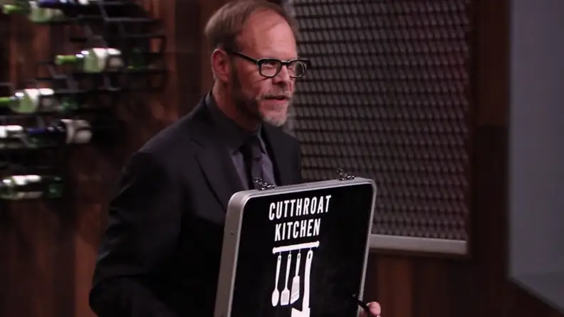A still of Cutthroat Kitchen featuring Alton Brown.