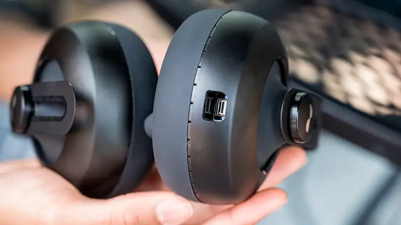 The charging port on the Nuraphones