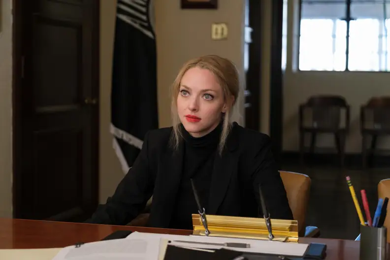 The Dropout -- âOld White Menâ - 104 -- Walgreens is enticed by Elizabeth to seal the deal on a new partnership with Theranos. Ian tries to investigate what's going on behind closed doors. Elizabeth Holmes (Amanda Seyfried), shown. (Photo by: Beth Dubber/Hulu)