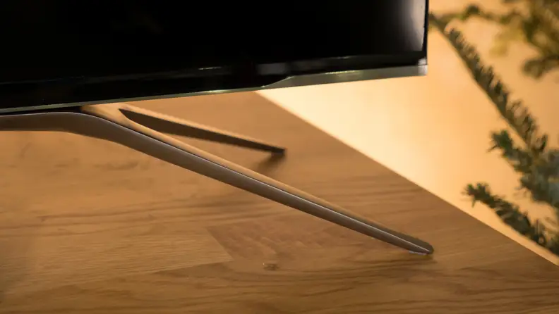 Hisense H9E Plus Stand Feet
