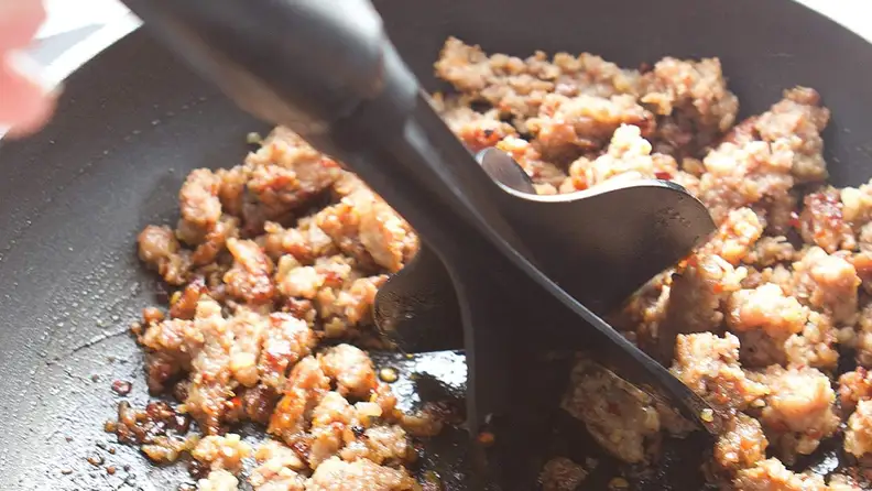 This five-blade chopper is ideal for breaking up ground meat.