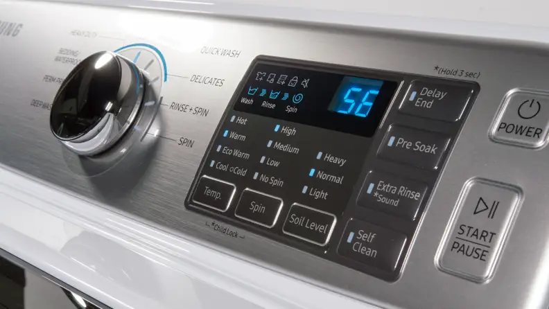 Like with the cycle selection, the 7050 keeps the options to a minimum to lower clutter.