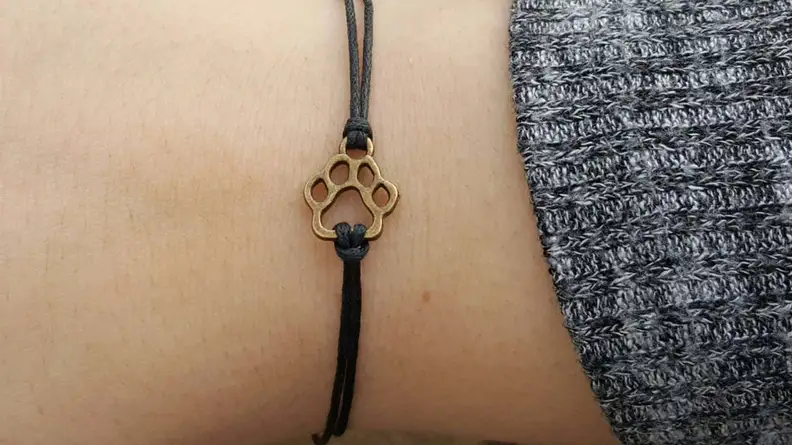 Paw bracelet