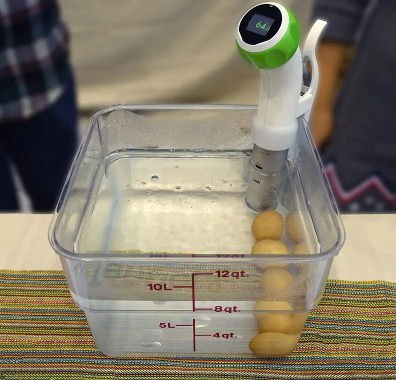 Nomiku in tub boiling eggs