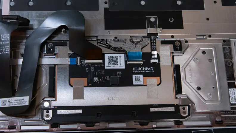 A picture of the underside of the touchpad