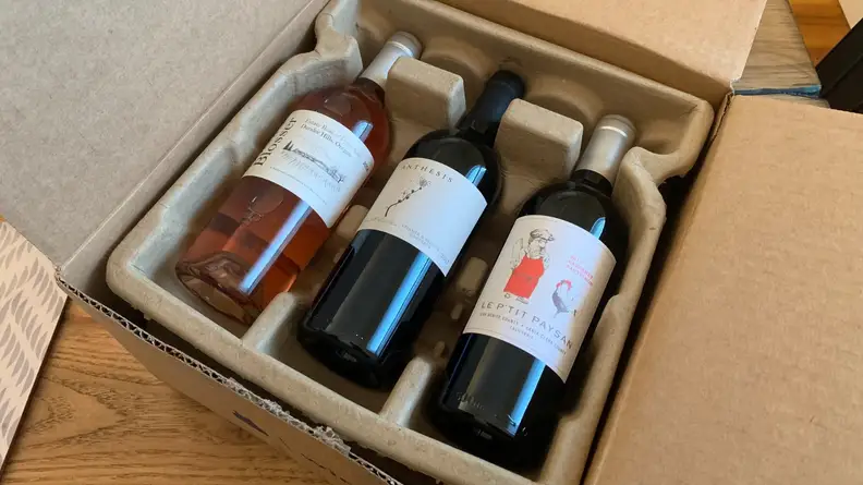 Blue Apron Wine Box