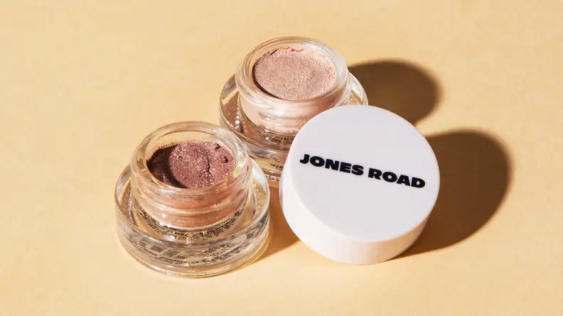 Bronze eye shadow.