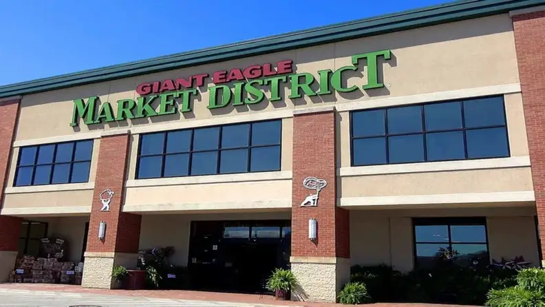 Giant Eagle Market District storefront exterior on a sunny day