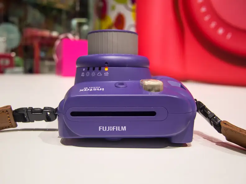 Instax Mini 8 (Grape) – Top