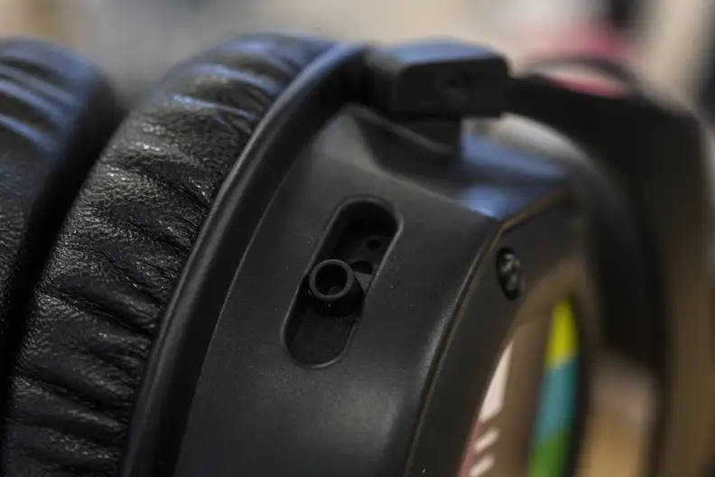 A photo of the Beyerdynamic Custom One Pro Plus' bass slider.