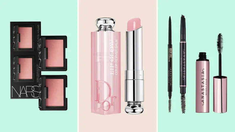 blush duo, pink lipstick, mascara