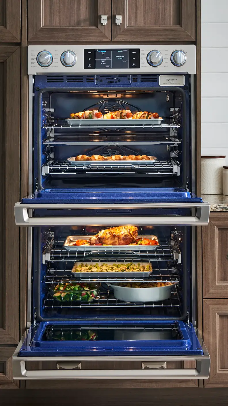 Samsung's Flex Duo Wall Oven