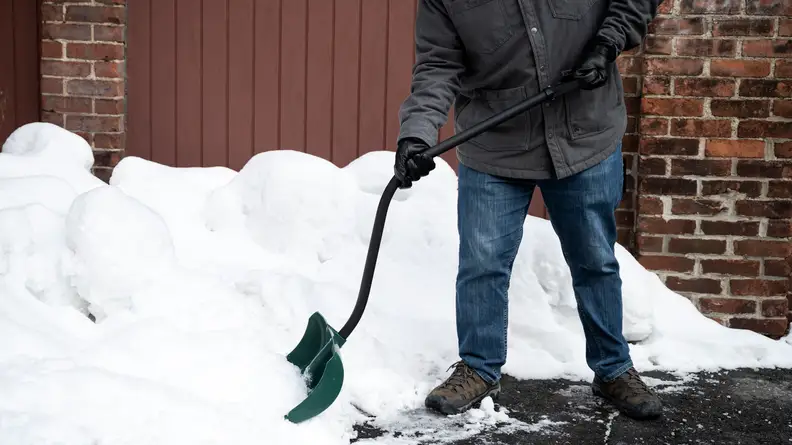 The Suncast SC3250 is the best snow shovel we've tested.