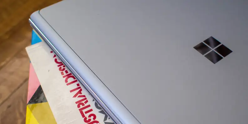 Surface Book with Performance Base Hinge