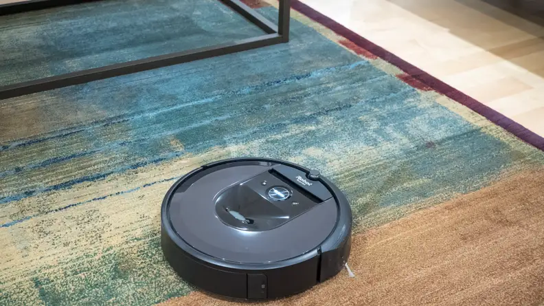 Best Robot Vacuum: iRobot Roomba i7+