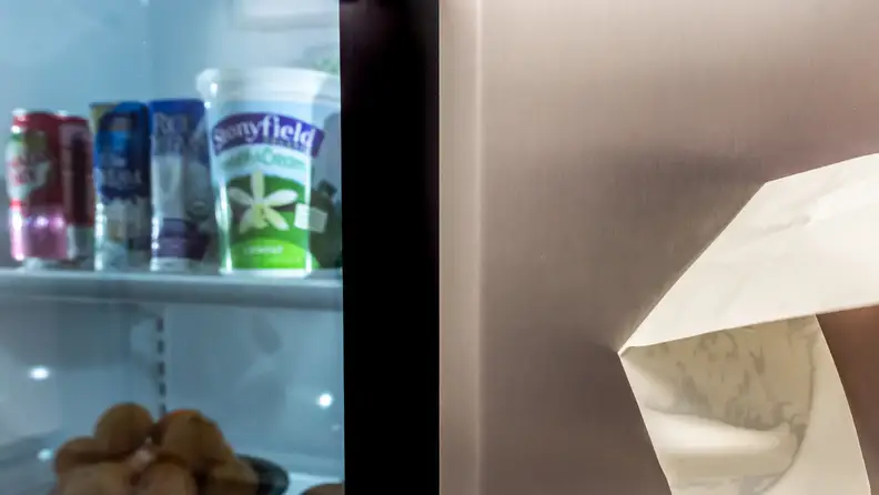 Not even tape could leave behind a smudge on the speciality stainless steel.