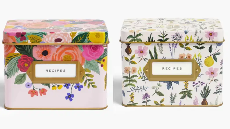 Recipe card tin.