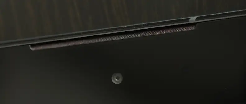 A photo of the Google Nexus 9's speaker and user-facing camera.
