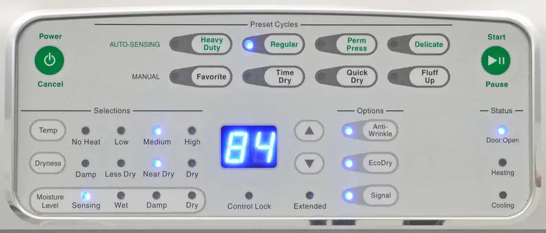 The Speed Queen ADEE9RGS173TW01's cycle and feature selections aren't exactly endless, but the controls are exceptionally easy to use and quite responsive.