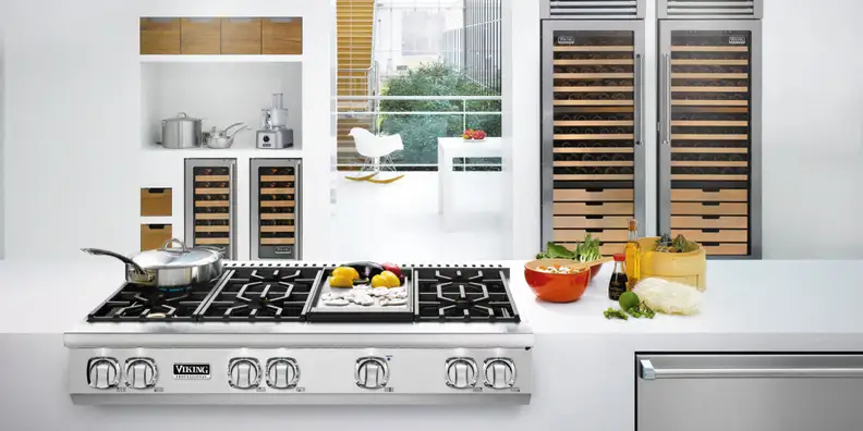 Viking's 7 Series includes a wide variety of cooktops, ranges, wall ovens, and vent hoods with a distinctly professional appearance.