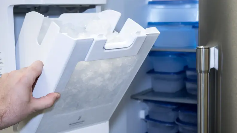 The ice bin is easy to remove