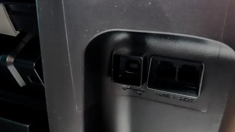HP OfficeJet 3830 USB Port