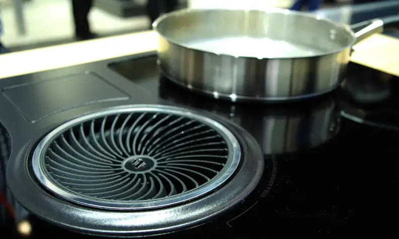 Elica NikolaTesla is unique for its round vent