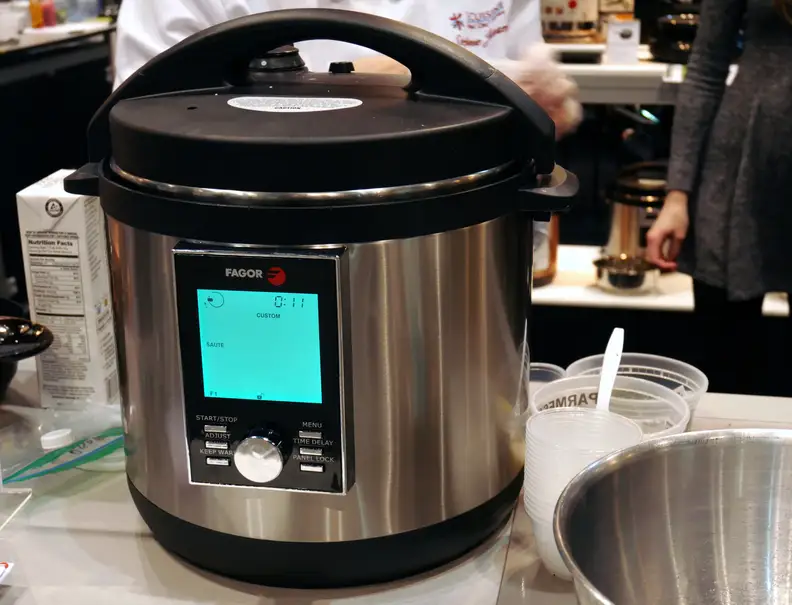Fagor Lux 360 multicooker