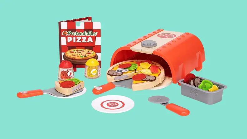 The Backyard Pizza Oven Set and its contents.