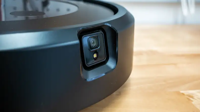 A close-up of the camera of the iRobot j9+.