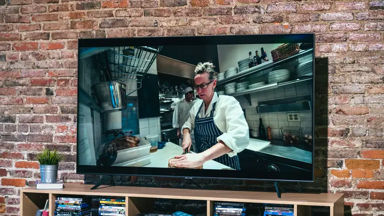 Samsung Q60T Motion Handling