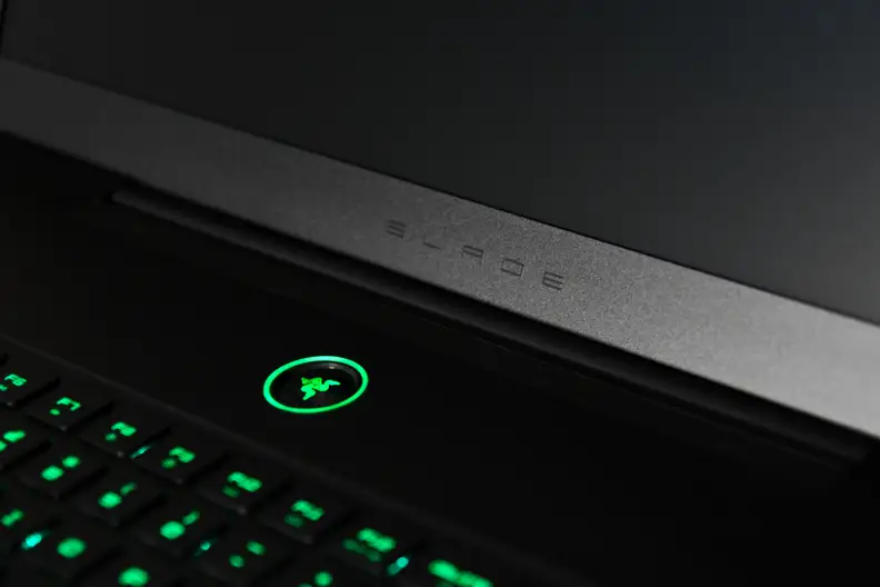 A photo of the Razer Blade Pro's low screen reflectivity.