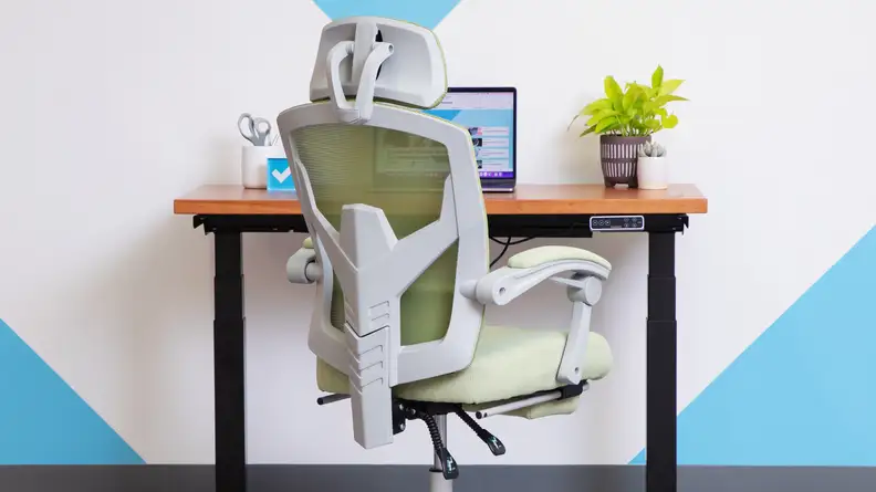 Close up shot of the back support on the EDX Reclining Office Chair.