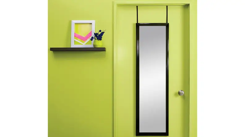 Check your look in this mirror—it takes up almost no space