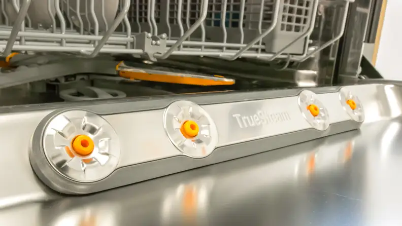 Steam jets on an LG dishwasher