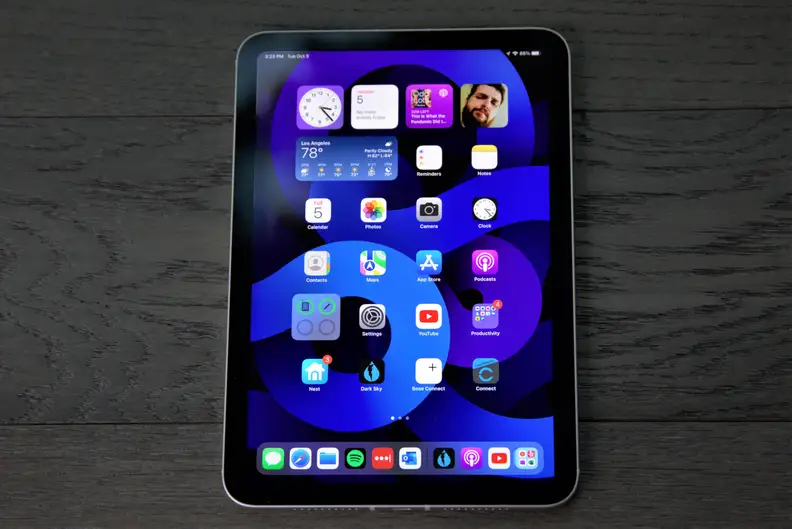 Apple's iPad Mini 6th-gen with the display on