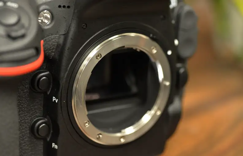 Nikon has brought back the 36.3-megapixel sensor from the D800, with no AA filter and an improved processor.