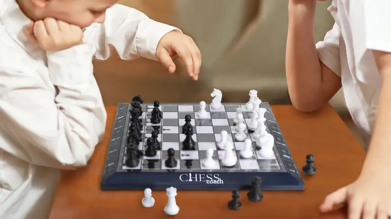 Spinner chess