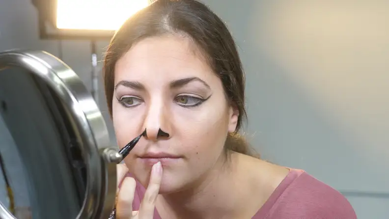 Giraffe nose