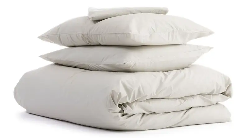 Give your bed a total makeover with this bedding set.
